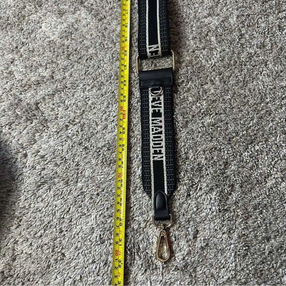 Steve Madden Bsamm Crossbody sling Bag Black faux leather gold hardware punk - Picture 7 of 8